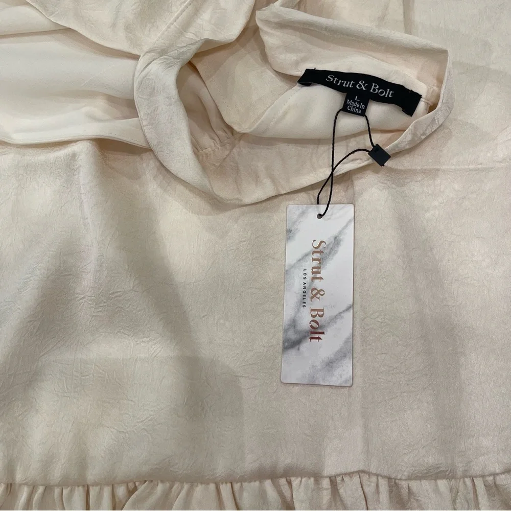 NWT Strut & Bolt for Vici cream halter top with tie - Picture 8 of 16